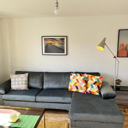 Morden 2 Bedroom Apartment Tower Bridge London Exteriör bild